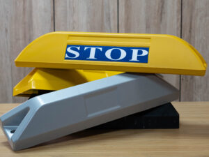 wheel stopping車輪擋